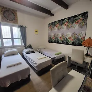 2p. Jardin Calme Centre-ville Apartamento